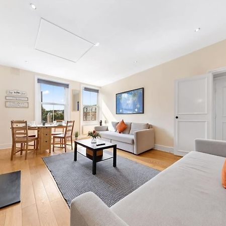 Spacious Sleep 11 With Terrace In Earls Court Ec99 Лондон Екстер'єр фото