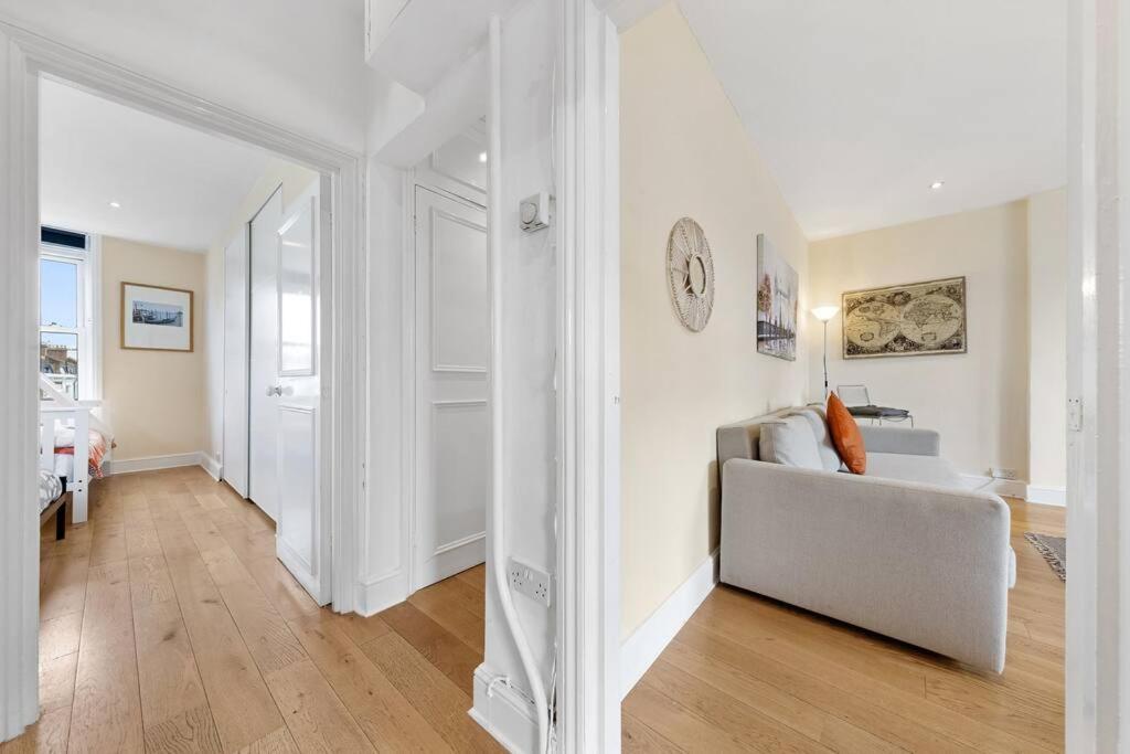 Spacious Sleep 11 With Terrace In Earls Court Ec99 Лондон Екстер'єр фото