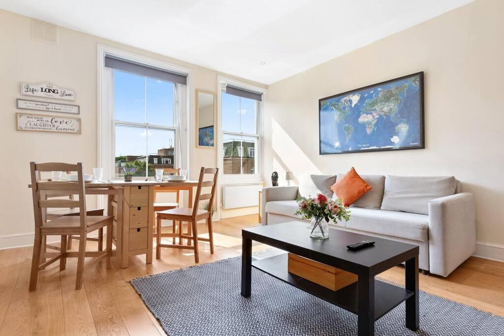 Spacious Sleep 11 With Terrace In Earls Court Ec99 Лондон Екстер'єр фото